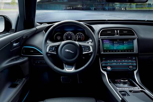 2019 Jaguar XE 25t Landmark Sedan Steering Wheel Detail