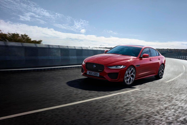 Roadnoise The Latest Greatest Car Content Edmunds 2020 Jaguar Xe