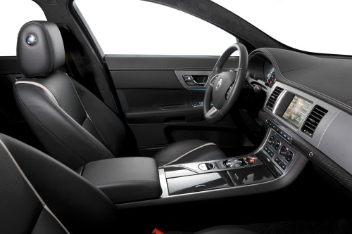 2013 Jaguar XF 3.0 AWD Sedan Interior