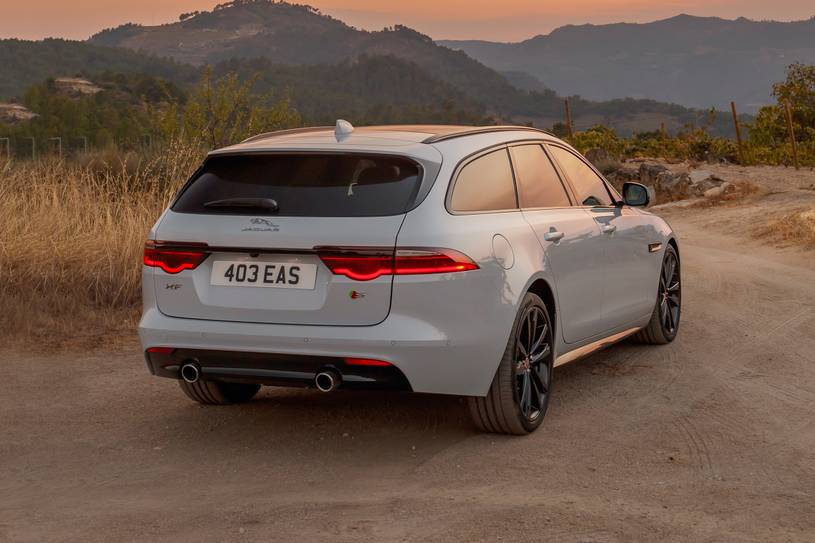2020 Jaguar Xf Pictures 166 Photos Edmunds