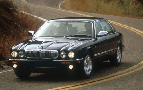 2001 Jaguar XJ-Series Vanden Plas Supercharged 4dr Sedan