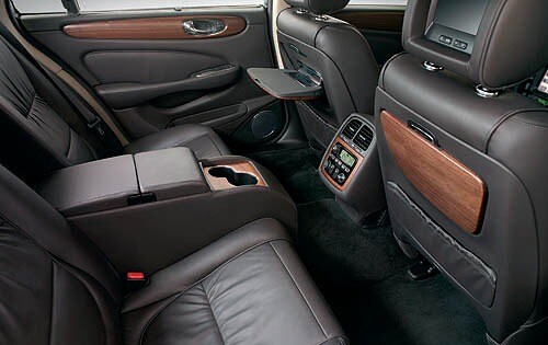 2006 Jaguar XJ-Series Super V8 Portfolio Rear Seating