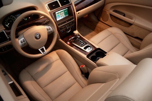 2007 Jaguar XK-Series XKR Convertible Interior