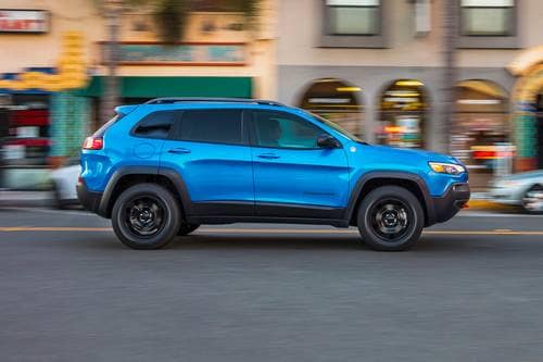 Jeep Cherokee Trailhawk 4dr SUV Profile Profile