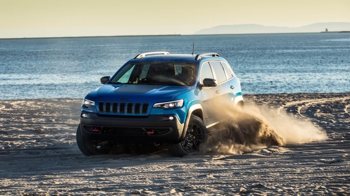 2019 Jeep Cherokee Suv Prices Reviews And Pictures Edmunds