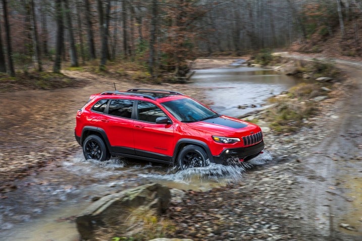 2020 Jeep Cherokee - Action Front 3/4