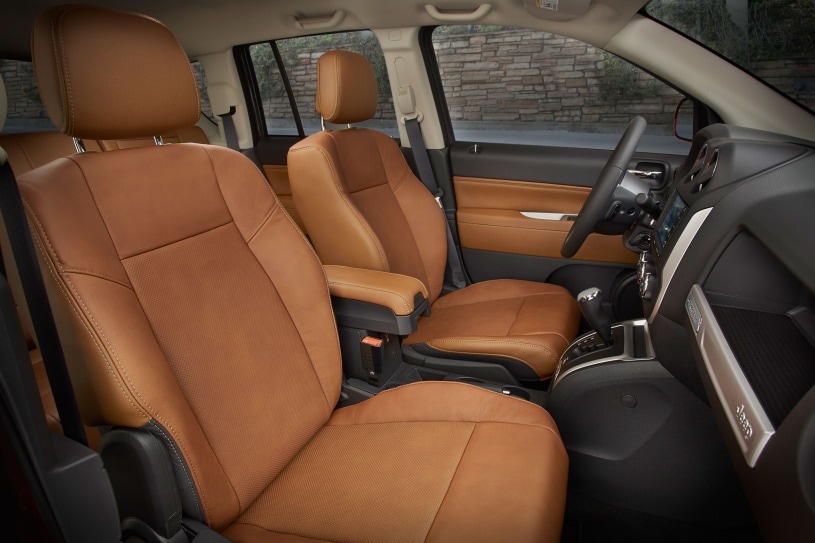 2016 jeep compass pictures 48 photos edmunds