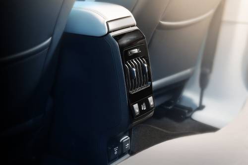 Jeep Compass Limited 4dr SUV Interior Detail