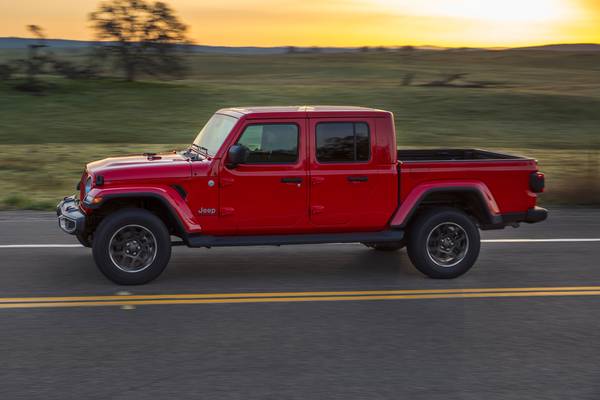 2020 Jeep Gladiator Vs 2019 Gmc Canyon