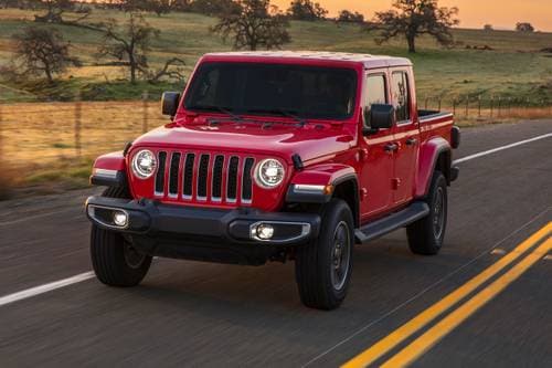 Jeep Gladiator Overland Crew Cab Pickup Exterior Shown