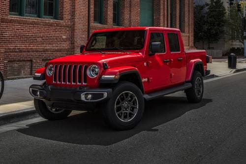 Jeep Gladiator Overland Crew Cab Pickup Exterior Shown
