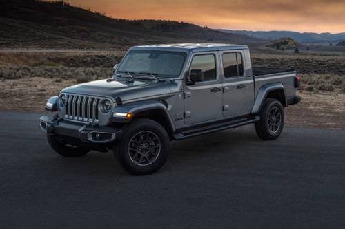 Jeep Gladiator Overland Crew Cab Pickup Exterior Shown