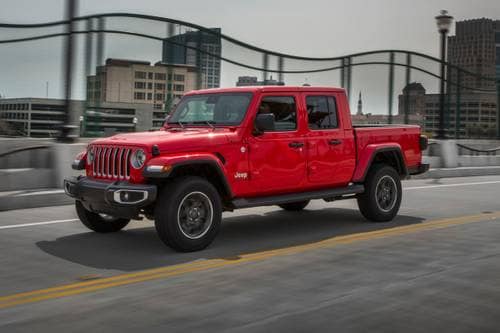 Jeep Gladiator Overland Crew Cab Pickup Exterior Shown