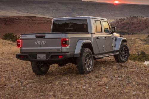 Jeep Gladiator Overland Crew Cab Pickup Exterior
