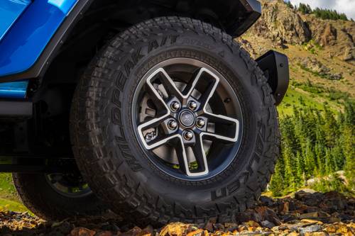 2025 Jeep Gladiator Mojave X Crew Cab Pickup Wheel