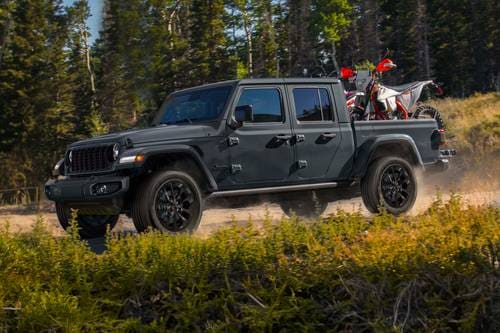 2025 Jeep Gladiator Nighthawk Crew Cab Pickup Exterior
