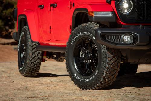 2025 Jeep Gladiator Willys Crew Cab Pickup Exterior Detail