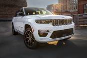2022 Jeep Grand Cherokee 4xe Summit Reserve 4dr SUV Exterior Shown
