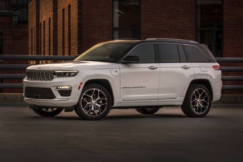 Jeep Grand Cherokee 4xe Summit Reserve 4dr SUV Exterior Shown