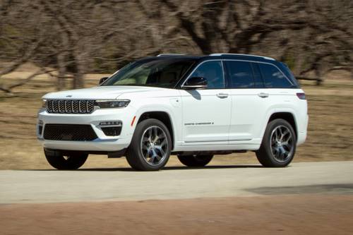 Jeep Grand Cherokee 4xe Summit Reserve 4dr SUV Exterior Shown