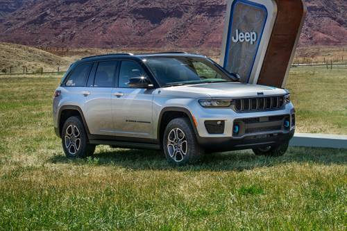 Jeep Grand Cherokee 4xe Trailhawk 4dr SUV Exterior Shown