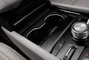 Jeep Grand Cherokee L Overland 4dr SUV Cupholders
