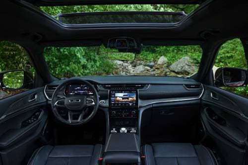 Jeep Grand Cherokee L Overland 4dr SUV Dashboard