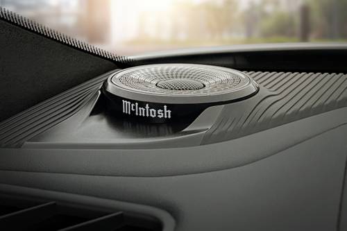 Jeep Grand Cherokee L Overland 4dr SUV Interior Detail