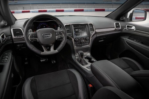 2017 Jeep Grand Cherokee SRT 4dr SUV Dashboard