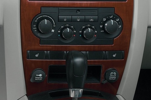 2007 Jeep Grand Cherokee Limited 4dr SUV Center Console