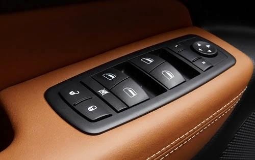 2011 Jeep Grand Cherokee Overland Power Window Panel Detail