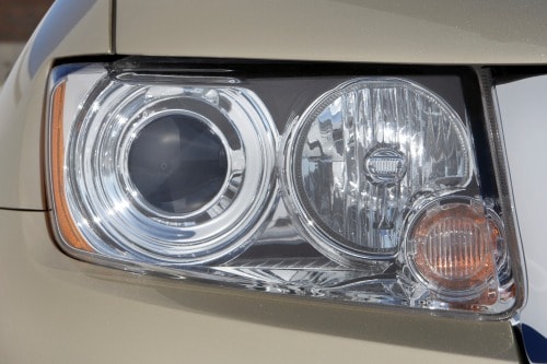 2013 Jeep Grand Cherokee Limited 4dr SUV Headlamp Detail