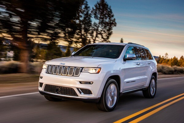2017 Volkswagen Touareg Review Ratings Edmunds 2017 Jeep Grand Cherokee Suv