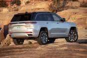 2022 Jeep Grand Cherokee Overland 4dr SUV Exterior