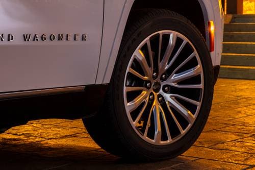 Jeep Grand Wagoneer L Series III 4dr SUV Wheel