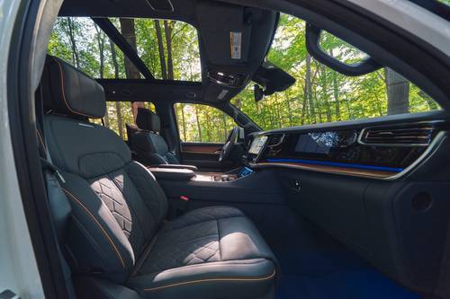 2025 jeep grand wagoneer series iii