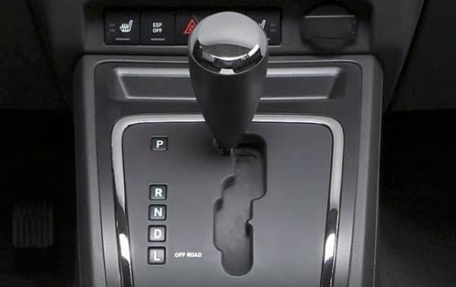 2010 Jeep Patriot Limited Center Console