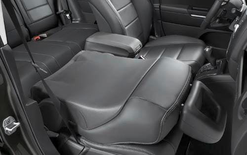 2010 Jeep Patriot Fold-Flat Front Seat Detail
