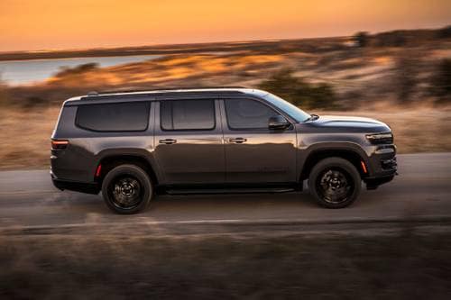 Jeep Wagoneer L Series II Carbide 4dr SUV Profile