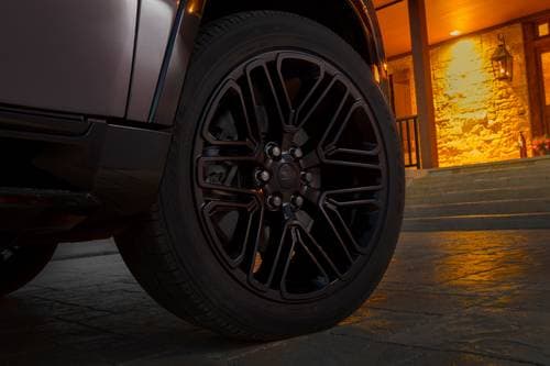 2025 Jeep Wagoneer L Series II Carbide 4dr SUV Wheel