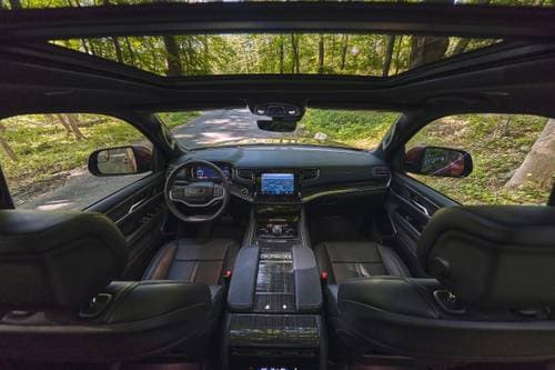 2022 Jeep Wagoneer Series II 4dr SUV Dashboard