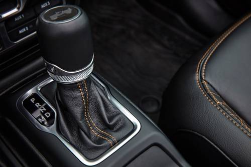 2022 Jeep Wrangler 4xe Unlimited High Altitude Convertible SUV Shifter
