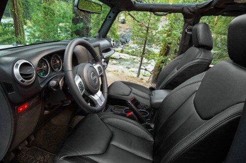 2018 Jeep Wrangler JK Willys Wheeler Convertible SUV Interior