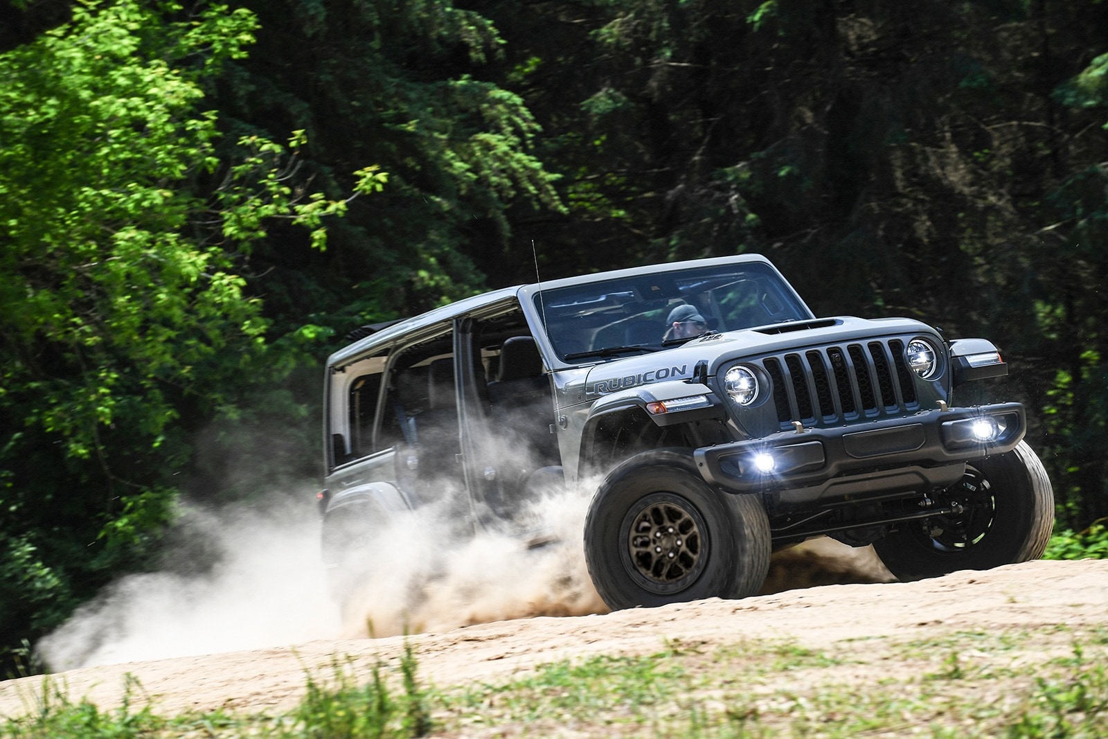 New Jeep Wrangler Xtreme Recon Package Ups the Off-Road Ante