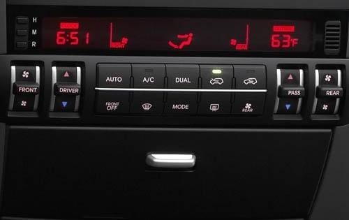 2009 Kia Borrego EX Center Console