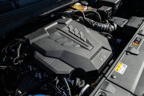 2026 Kia Carnival SX Prestige Passenger Minivan 3.5L V6 Engine Shown.