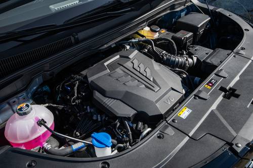 2026 Kia Carnival SX Prestige Passenger Minivan 3.5L V6 Engine Shown.