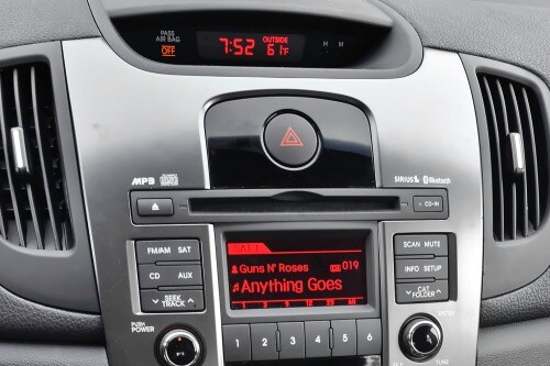 2013 Kia Forte SX 4dr Hatchback Center Console