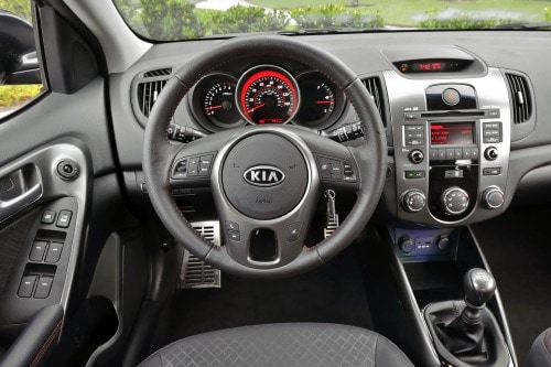 2013 Kia Forte SX 4dr Hatchback Dashboard
