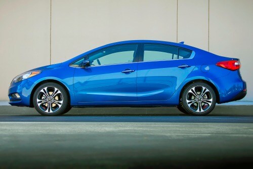 2014 Kia Forte EX Sedan Profile Shown